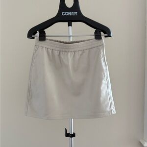 Babaton vegan Neutral Cream Mini Skirt - Elastic Waist